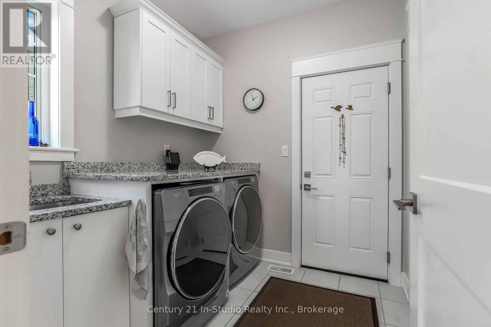 209 Snowberry Lane, Georgian Bluffs, Ontario  N0H 1S0 - Photo 28 - X12246162