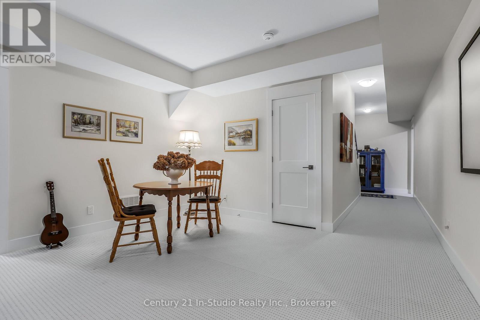 209 Snowberry Lane, Georgian Bluffs, Ontario  N0H 1S0 - Photo 40 - X12246162