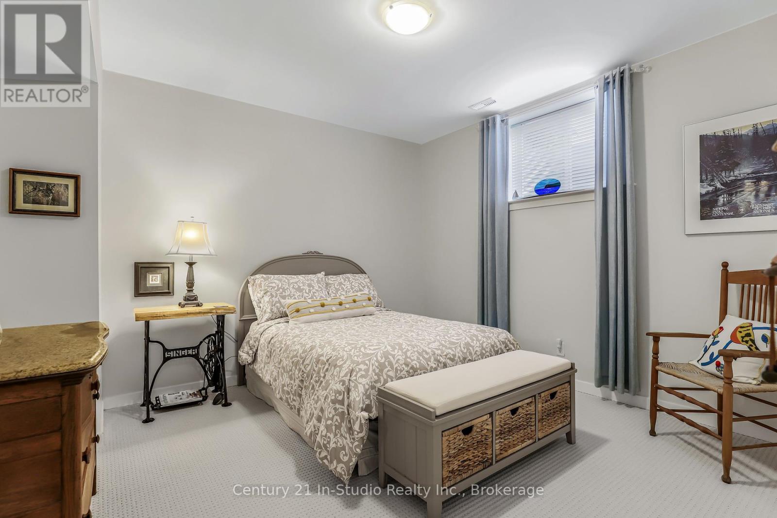 209 Snowberry Lane, Georgian Bluffs, Ontario  N0H 1S0 - Photo 42 - X12246162
