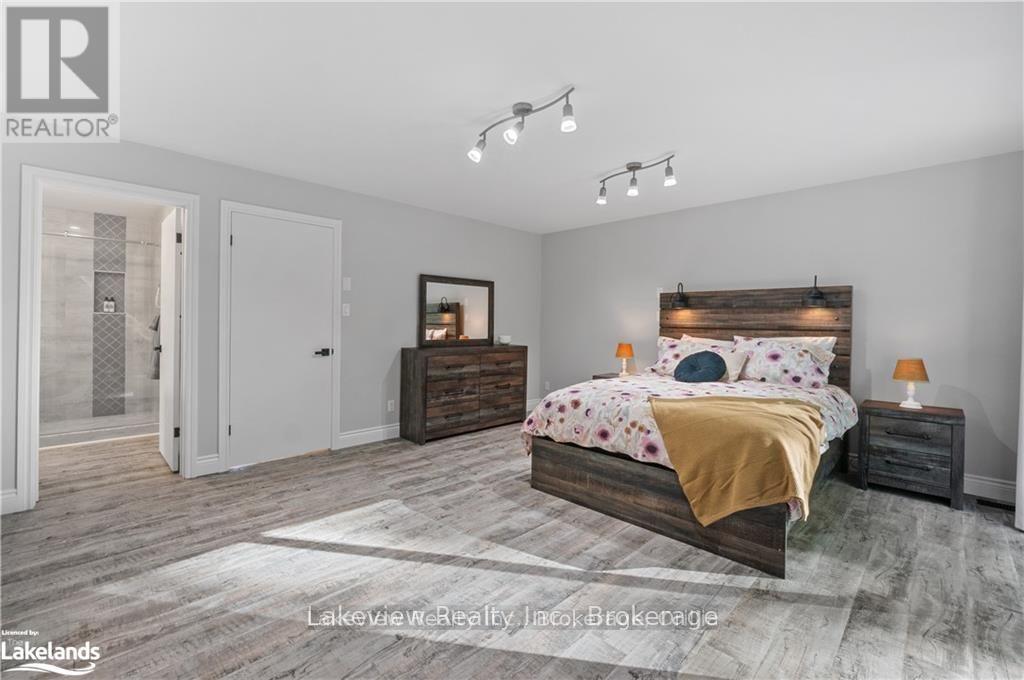 3914 Rosemary Lane, Innisfil, Ontario  L9S 2L6 - Photo 19 - N12246290