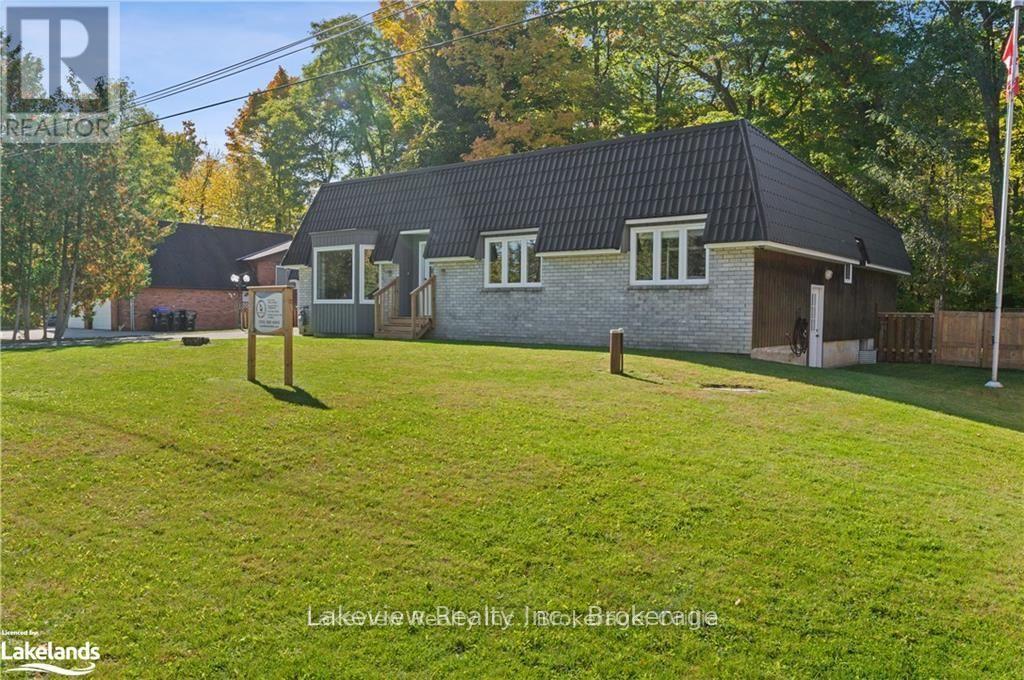 3914 Rosemary Lane, Innisfil, Ontario  L9S 2L6 - Photo 26 - N12246290
