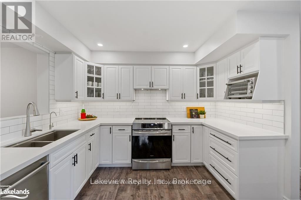 3914 Rosemary Lane, Innisfil, Ontario  L9S 2L6 - Photo 8 - N12246290
