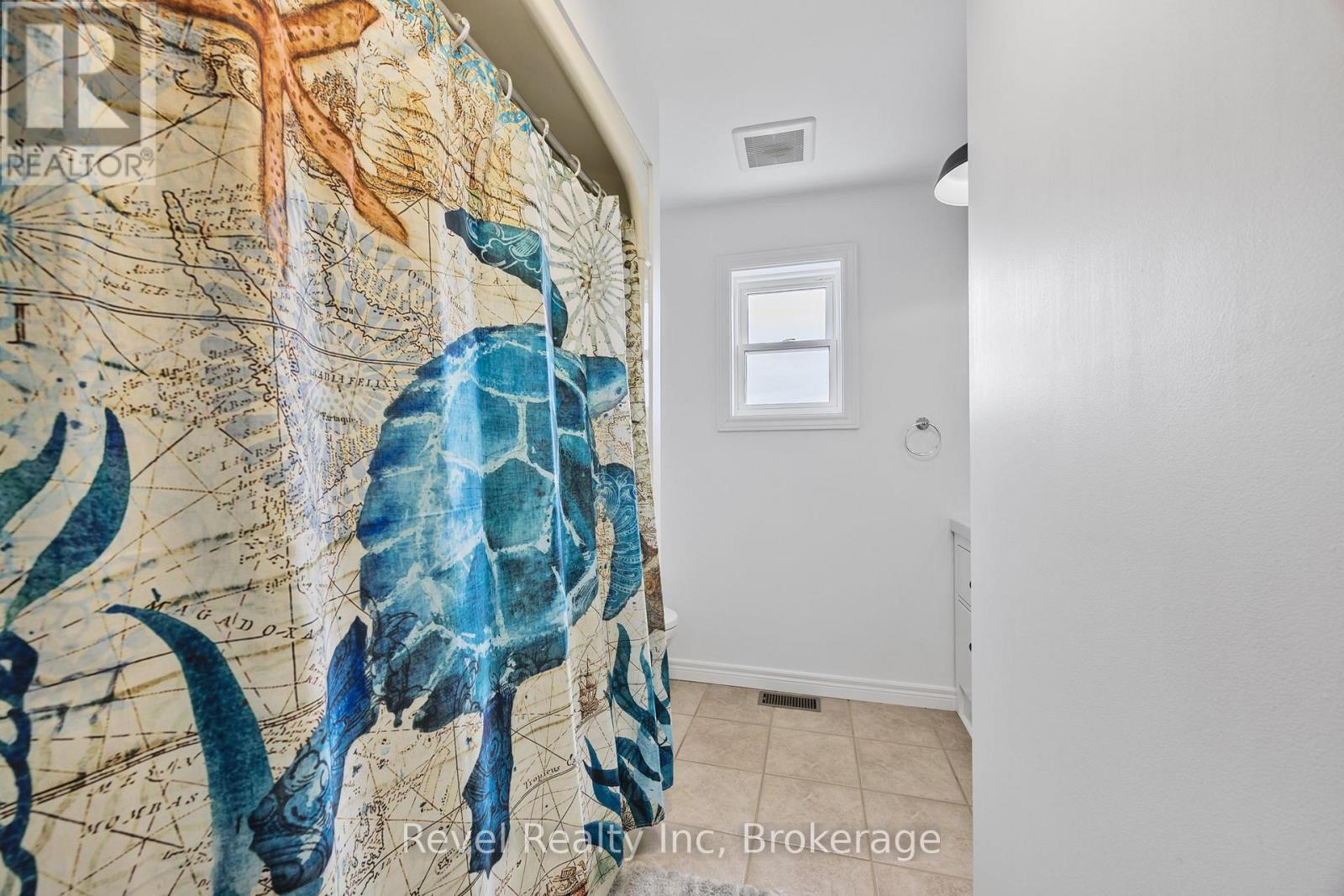 894 Montreal Street, Midland, Ontario  L4R 5A7 - Photo 31 - S12246265