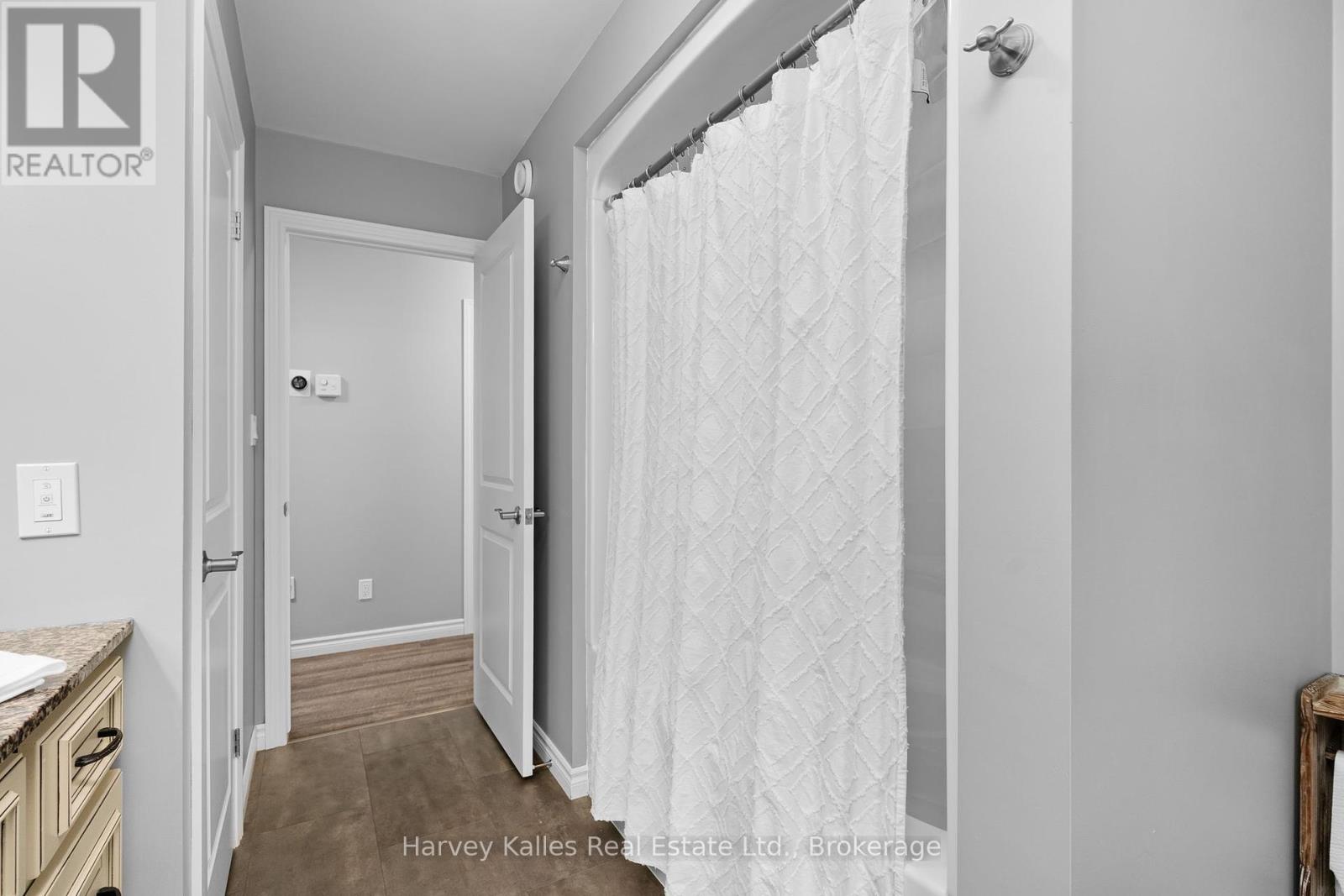 142 Allensville Road, Huntsville, Ontario  P0B 1M0 - Photo 14 - X12246261