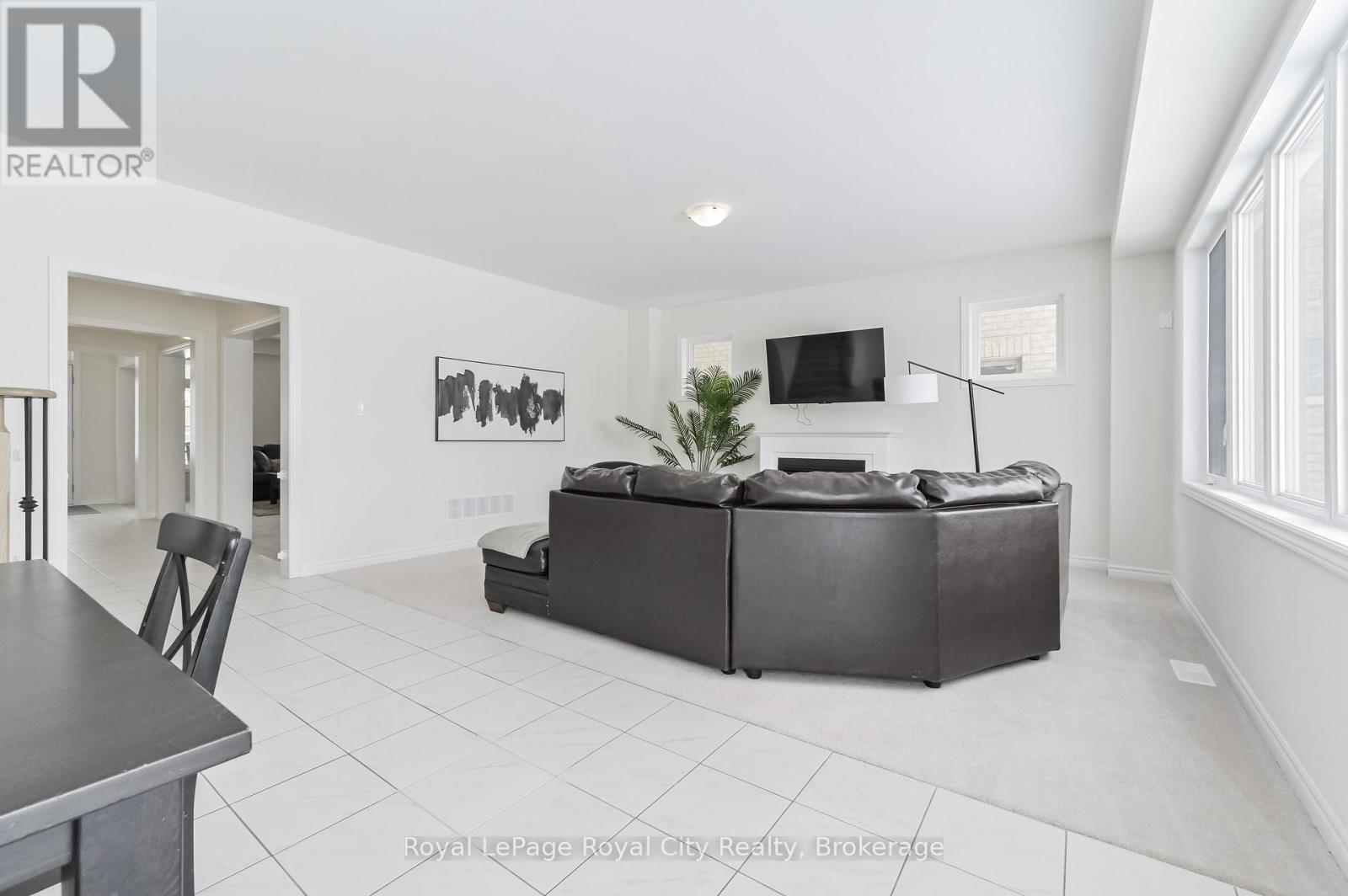 130 Rea Drive, Centre Wellington, Ontario  N1M 0J8 - Photo 13 - X12246321