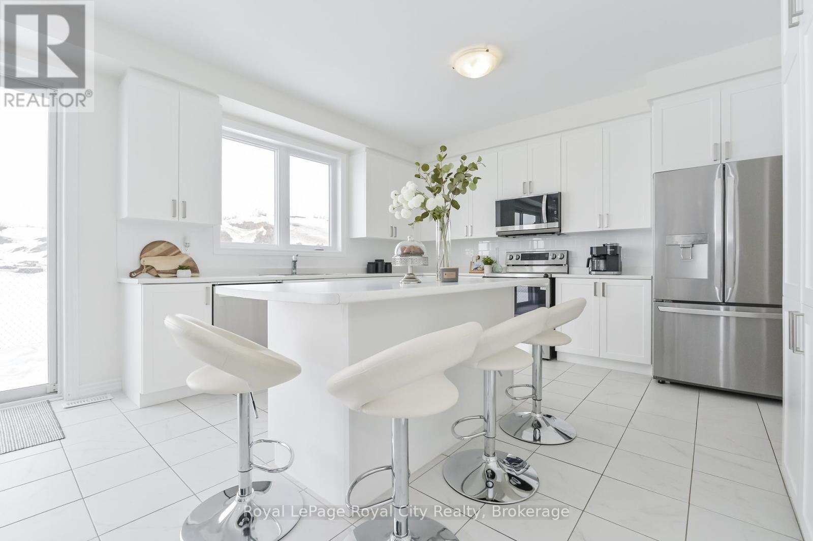 130 Rea Drive, Centre Wellington, Ontario  N1M 0J8 - Photo 18 - X12246321