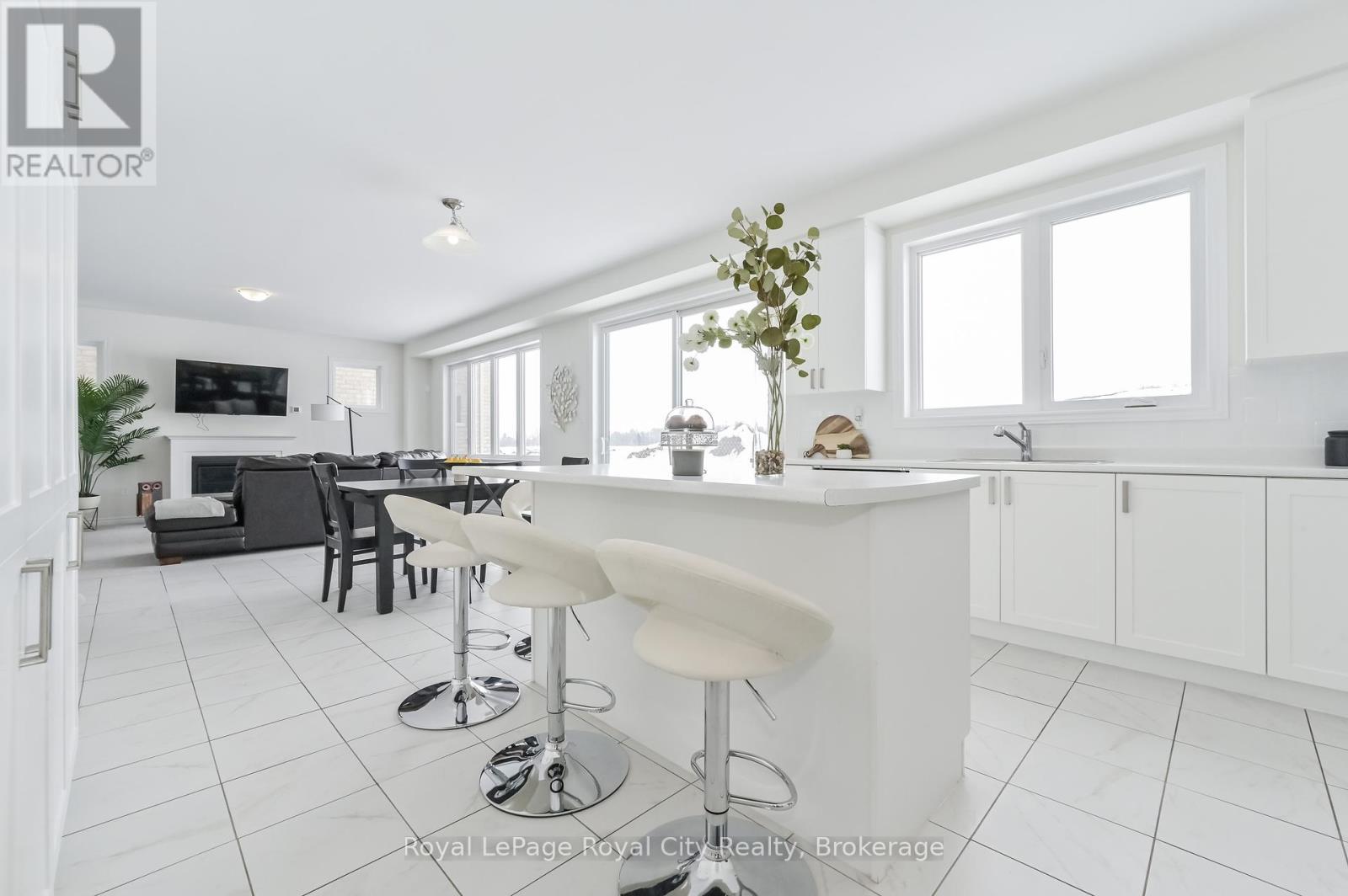 130 Rea Drive, Centre Wellington, Ontario  N1M 0J8 - Photo 19 - X12246321