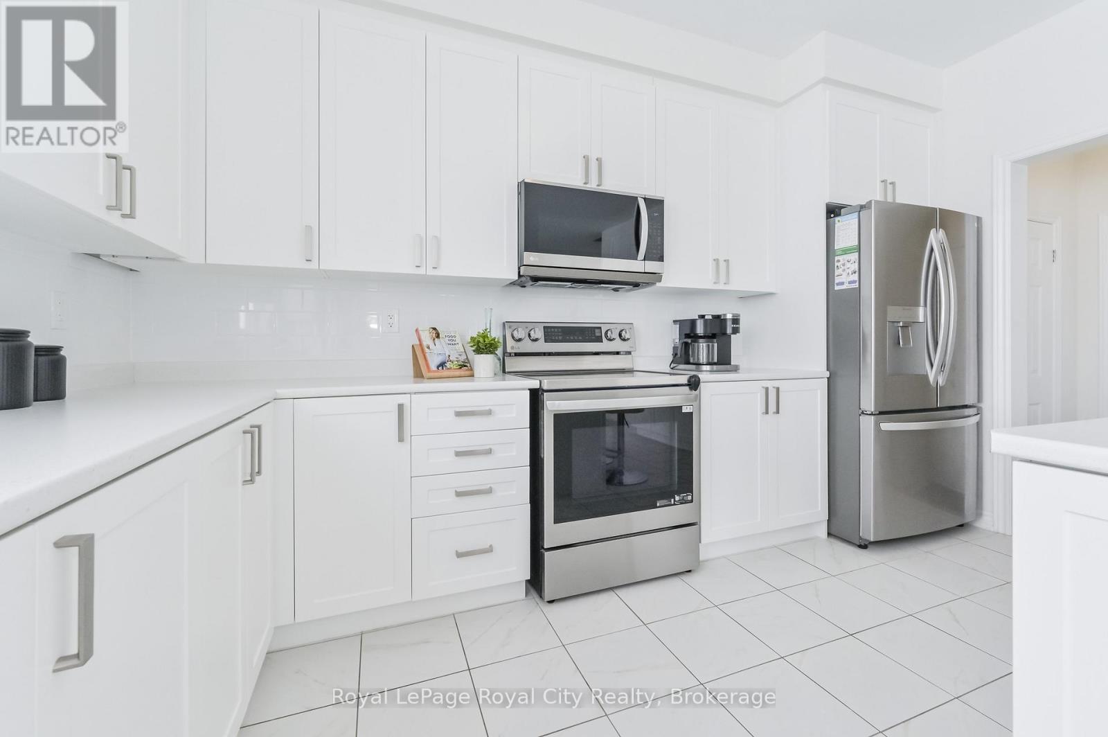 130 Rea Drive, Centre Wellington, Ontario  N1M 0J8 - Photo 22 - X12246321