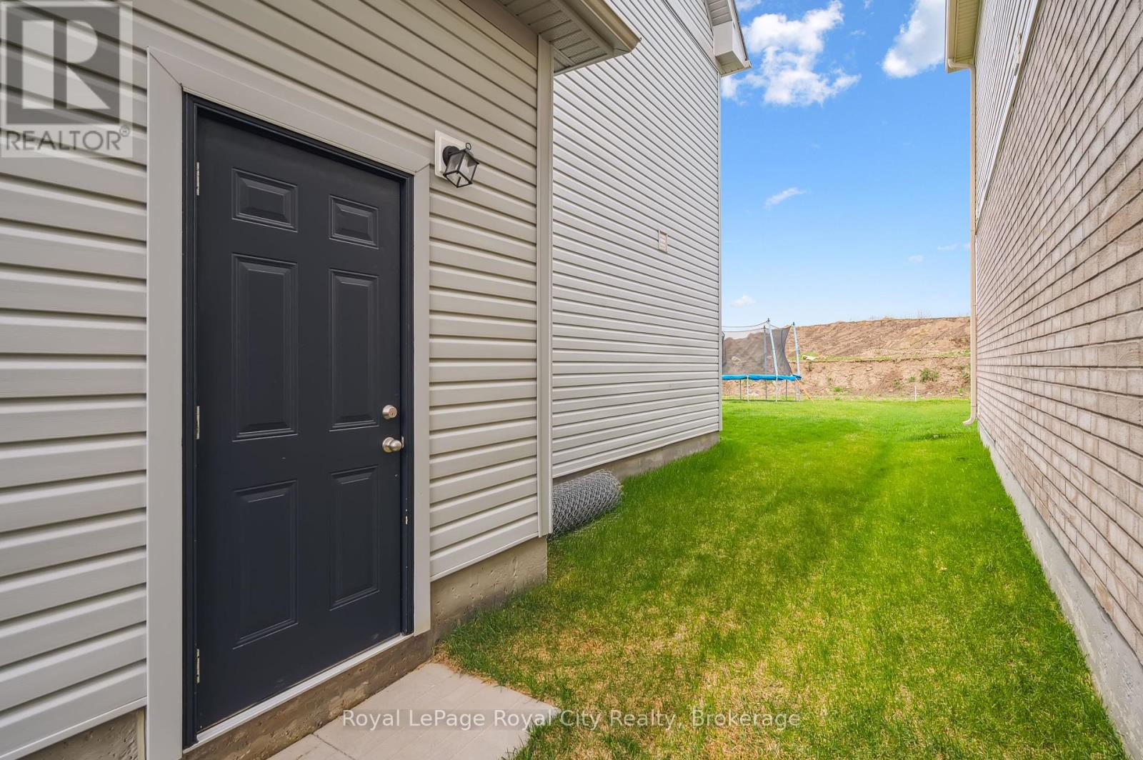 130 Rea Drive, Centre Wellington, Ontario  N1M 0J8 - Photo 47 - X12246321