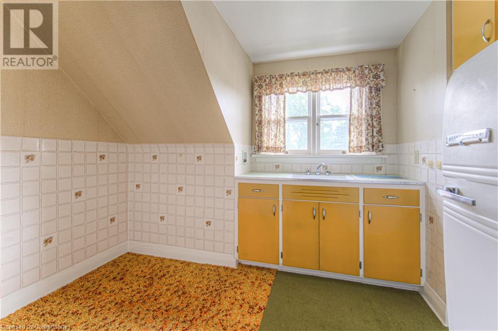 48 Englewood Place, Kitchener, Ontario  N2H 4S6 - Photo 23 - 40743992