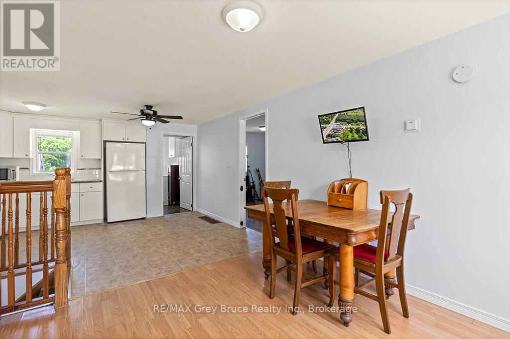 580309 60 Side Road, Chatsworth, Ontario  N0H 1C0 - Photo 3 - X12246391