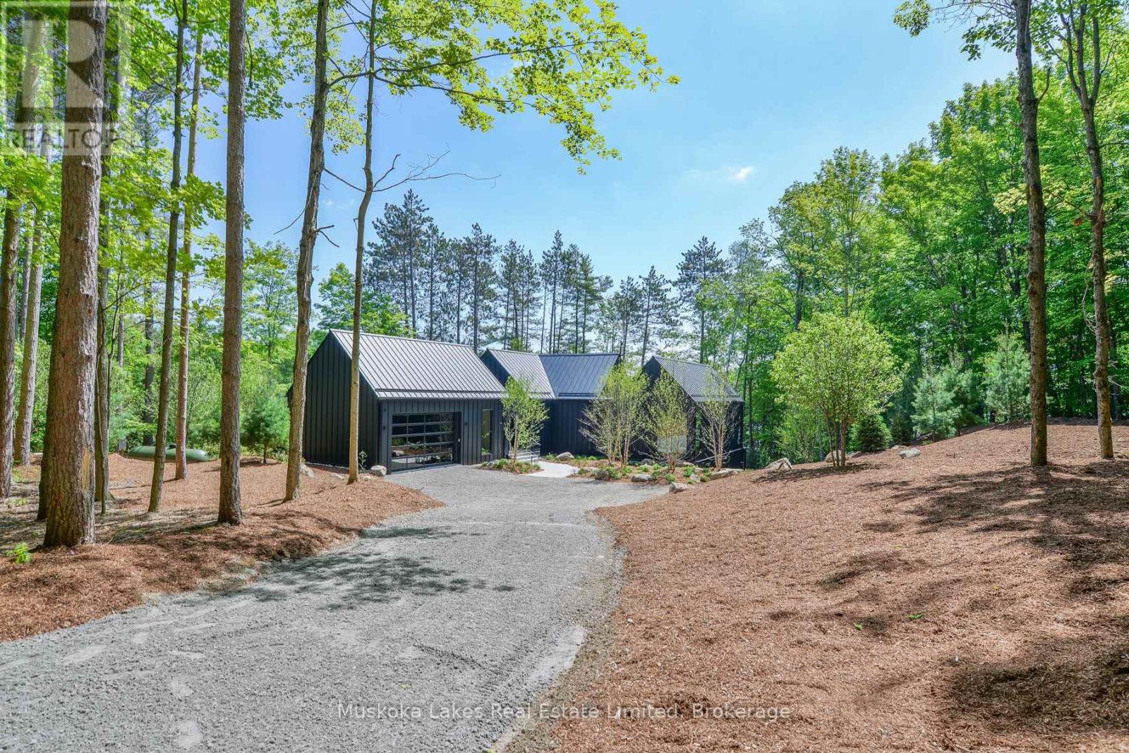 Unit 1 - 1074 Woodington Road, Muskoka Lakes, Ontario  P0B 1J0 - Photo 2 - X12246392