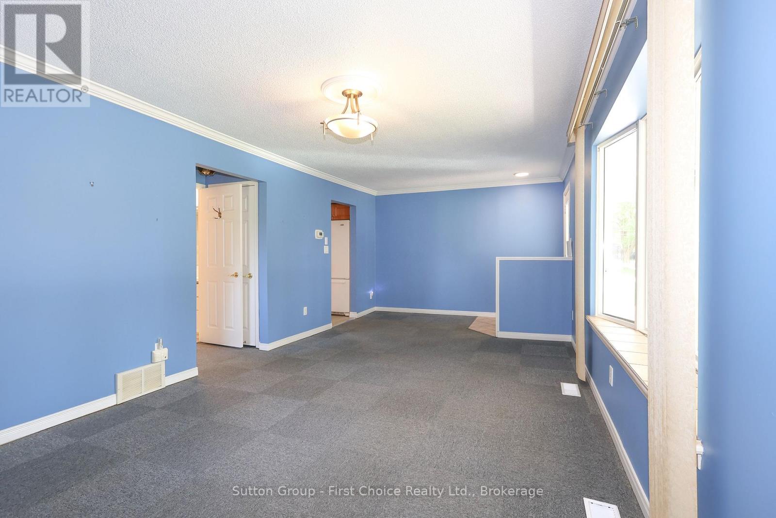39 Portia Boulevard, Stratford, Ontario  N5A 4V6 - Photo 12 - X12246443