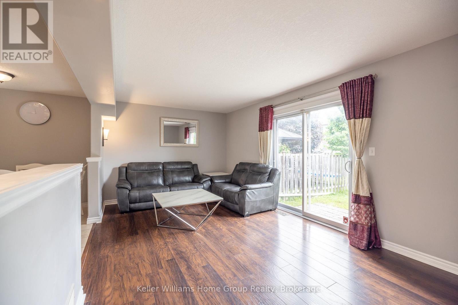 49 Washburn Drive, Guelph, Ontario  N1E 0B2 - Photo 12 - X12246530