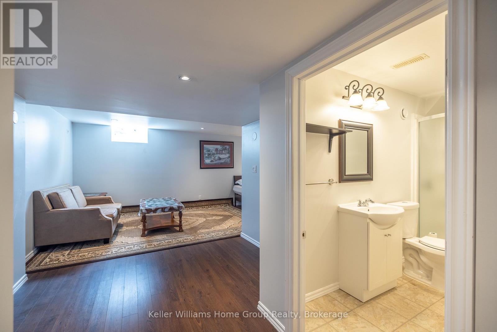 49 Washburn Drive, Guelph, Ontario  N1E 0B2 - Photo 22 - X12246530