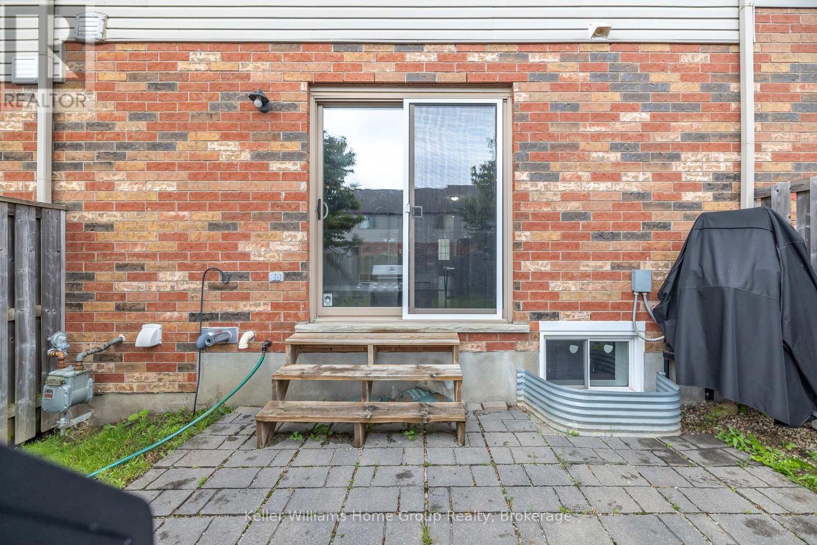 49 Washburn Drive, Guelph, Ontario  N1E 0B2 - Photo 30 - X12246530