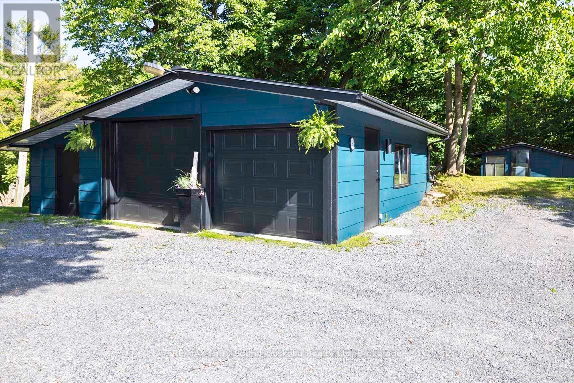 16 Birch Crescent, Seguin, Ontario  P2A 0B2 - Photo 40 - X12246540