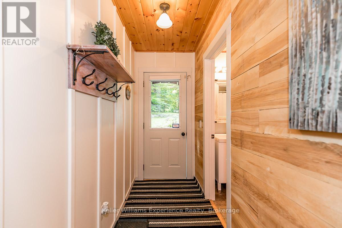 1123 Stone Gate Lane, Bracebridge, Ontario  P1L 1X1 - Photo 15 - X12246542