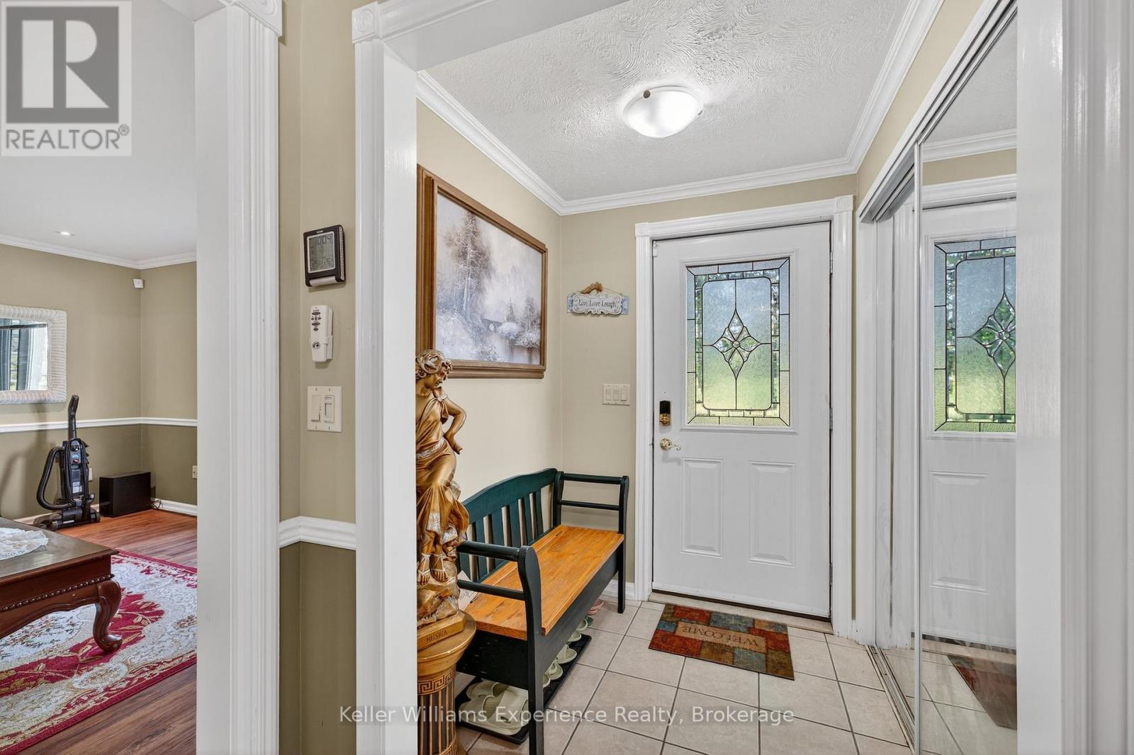1236 Golden Beach Road, Bracebridge, Ontario  P1L 1W8 - Photo 8 - X12246558