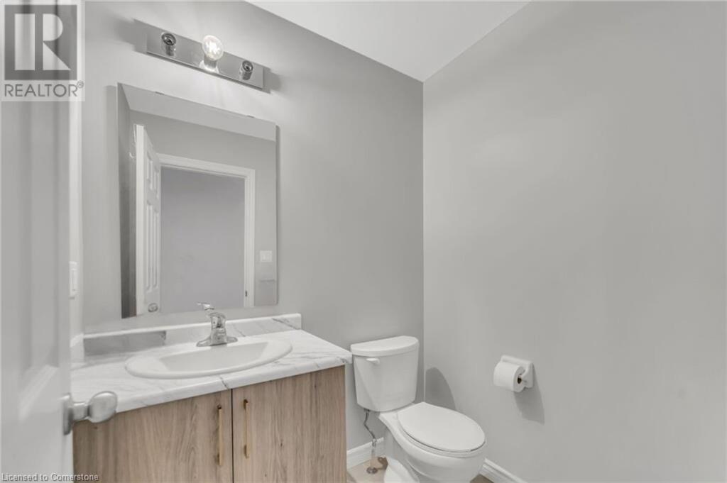 33 Woodedge Circle, Kitchener, Ontario  N2R 0M8 - Photo 6 - 40743185