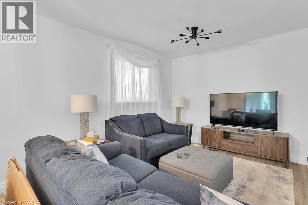 359 Westwood Drive, Kitchener, Ontario  N2M 2L3 - Photo 8 - 40740456