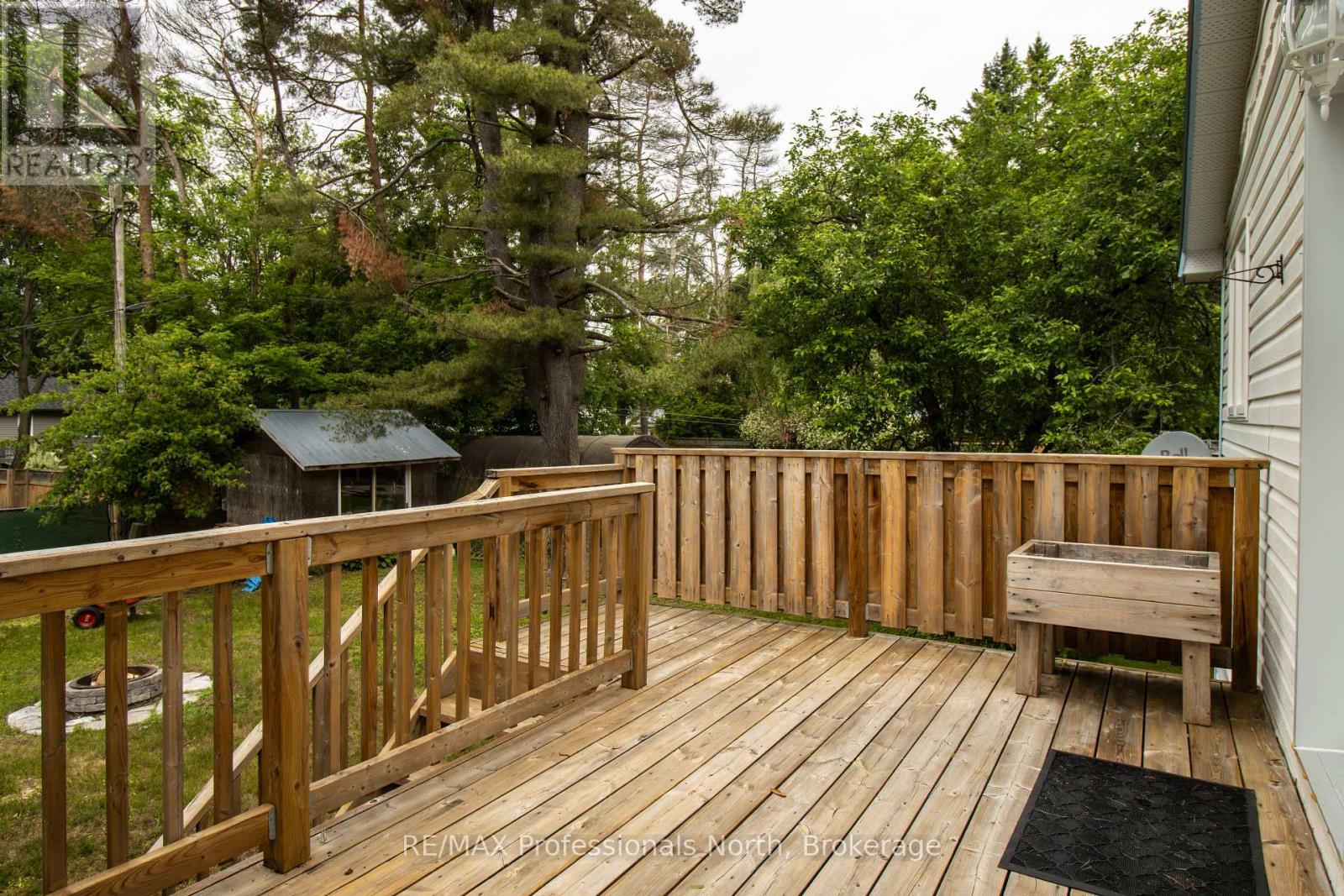 36 B Spencer Street, Bracebridge, Ontario  P1L 1E1 - Photo 27 - X12246615