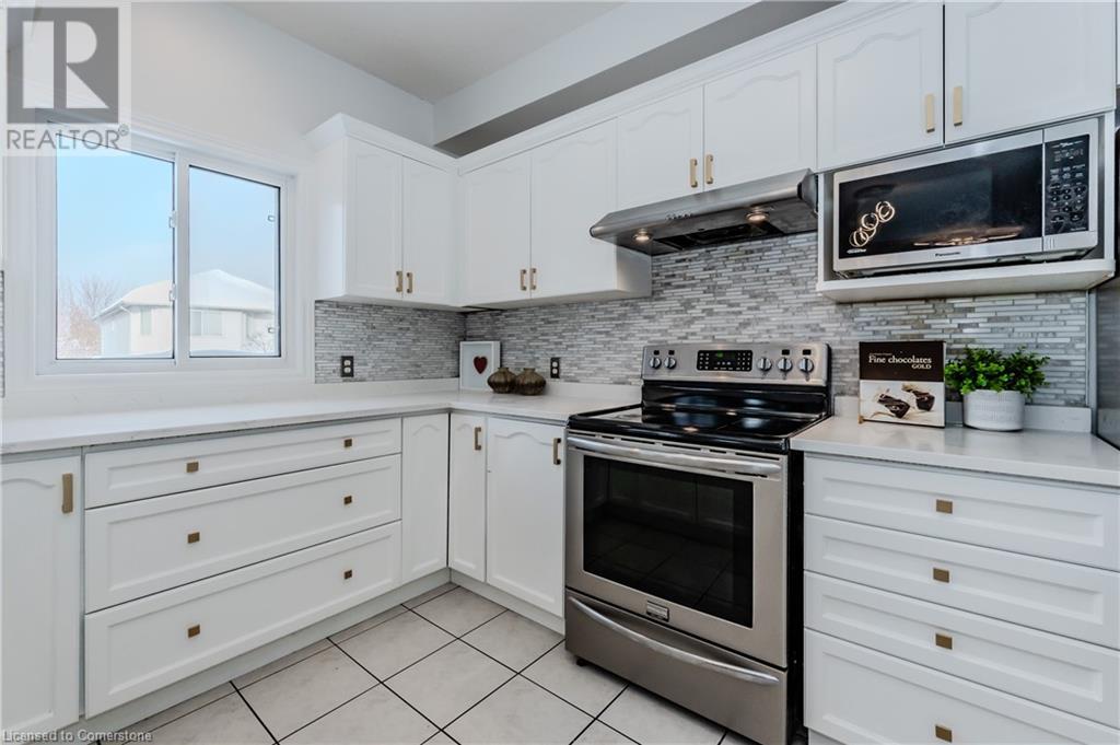 406 Woodrow Drive, Waterloo, Ontario  N2T 2V7 - Photo 14 - 40745366