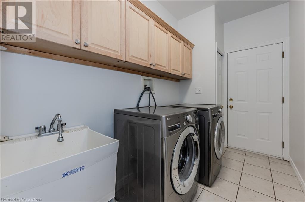 406 Woodrow Drive, Waterloo, Ontario  N2T 2V7 - Photo 17 - 40745366