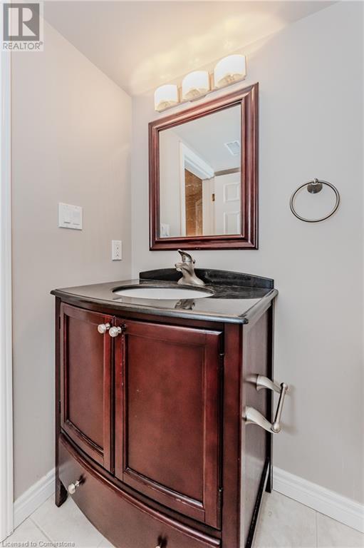 406 Woodrow Drive, Waterloo, Ontario  N2T 2V7 - Photo 32 - 40745366