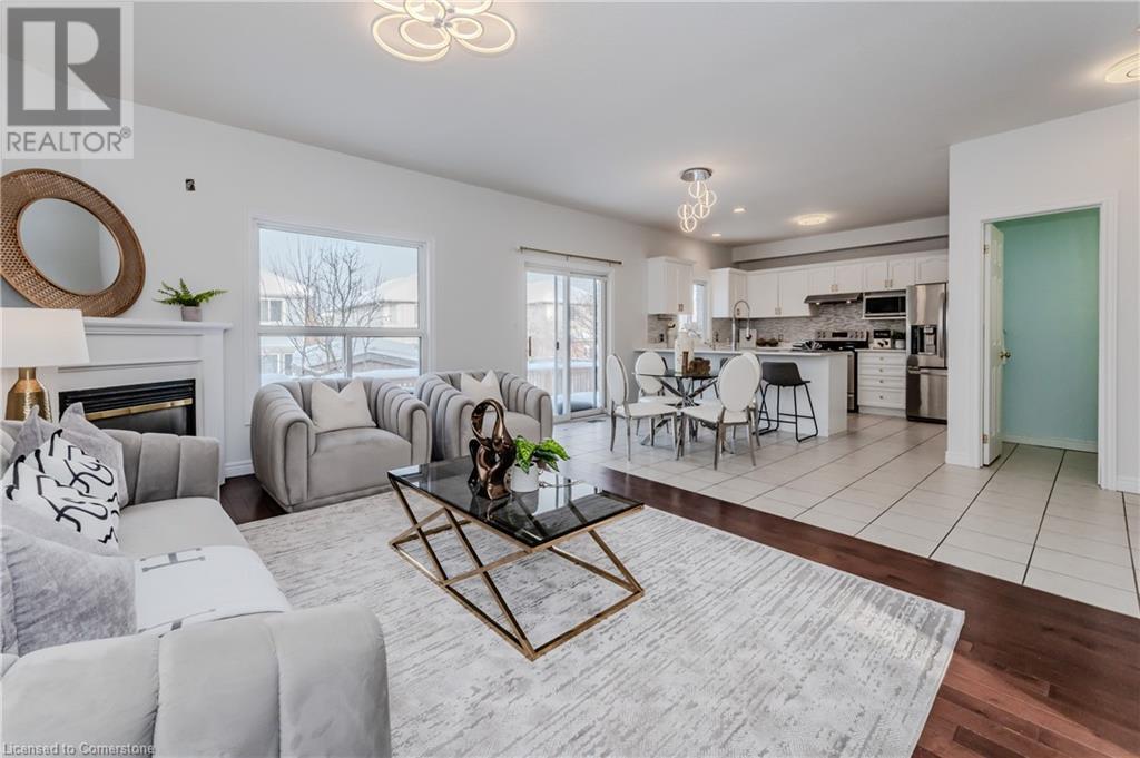 406 Woodrow Drive, Waterloo, Ontario  N2T 2V7 - Photo 5 - 40745366