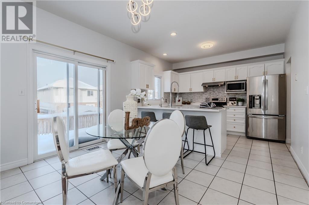 406 Woodrow Drive, Waterloo, Ontario  N2T 2V7 - Photo 7 - 40745366