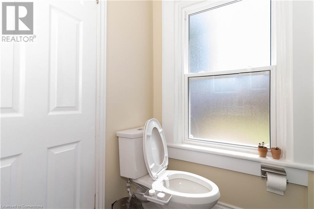380 Glendale Avenue Unit# Lower, St. Catharines, Ontario  L2T 1C2 - Photo 10 - 40723573