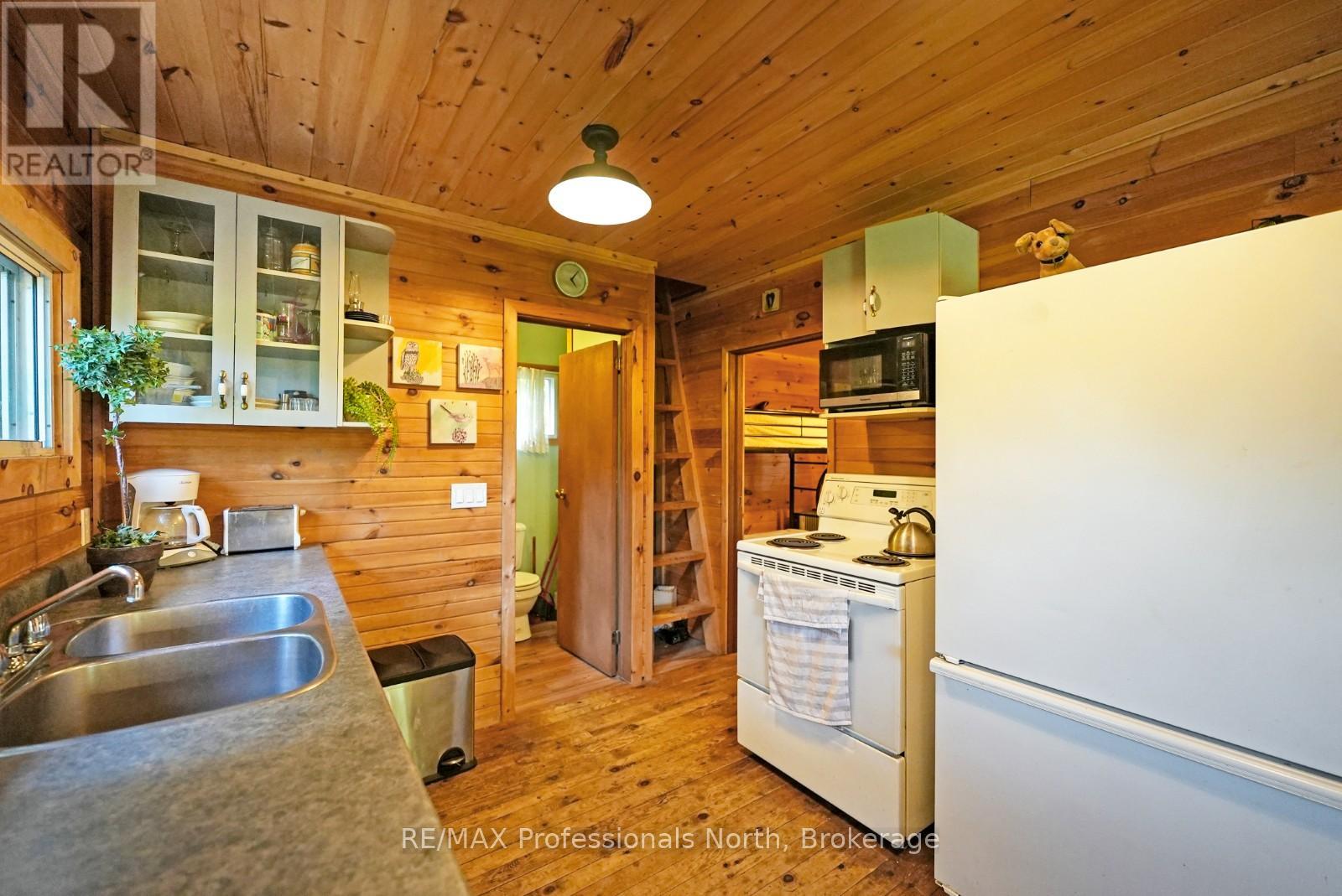 1148 Morning Glory Drive, Highlands East, Ontario  K0M 1R0 - Photo 14 - X12246697