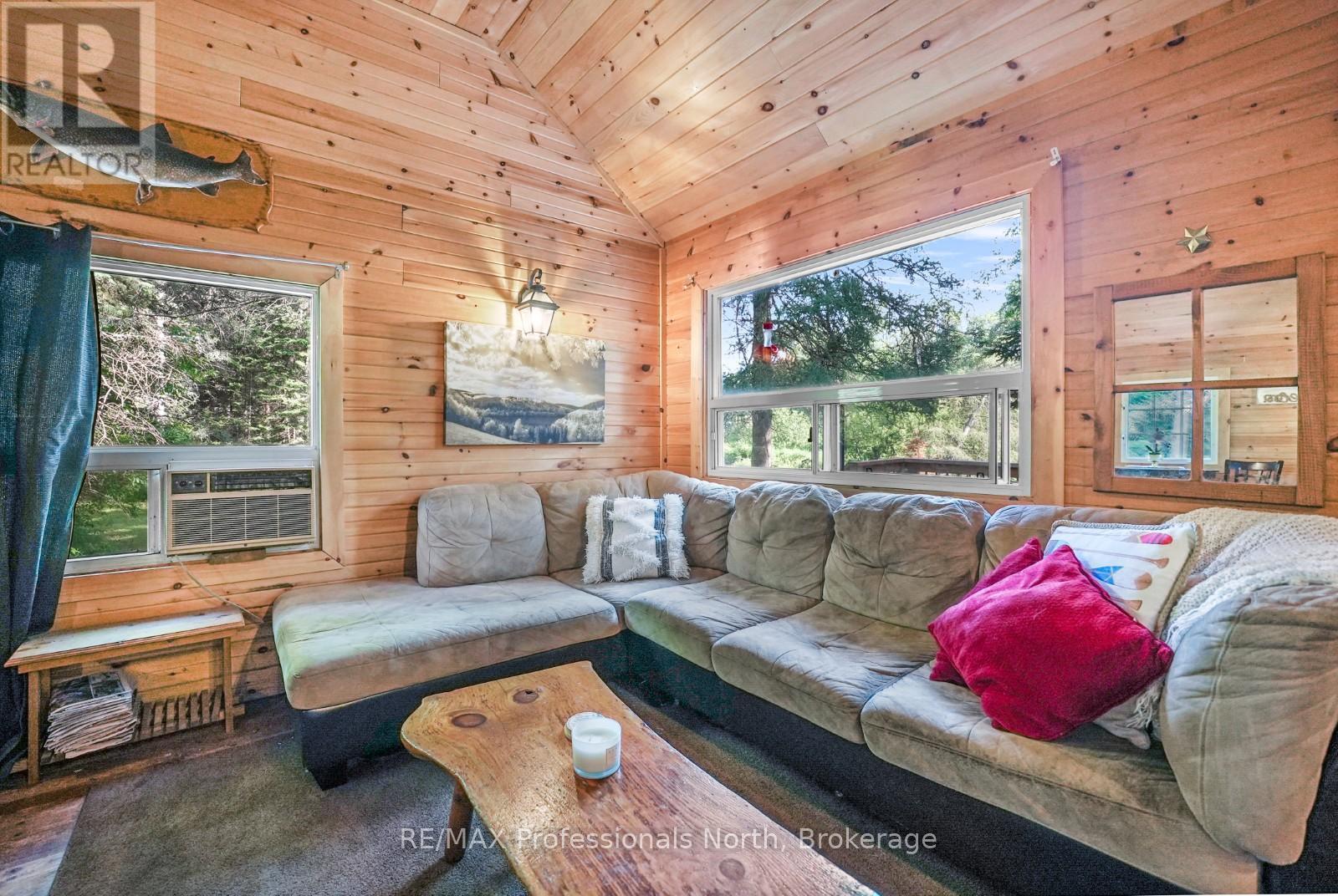 1148 Morning Glory Drive, Highlands East, Ontario  K0M 1R0 - Photo 8 - X12246697