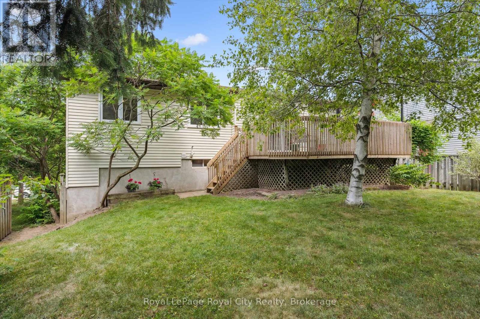 9 Dunhill Crescent, Guelph, Ontario  N1H 8A3 - Photo 34 - X12246901