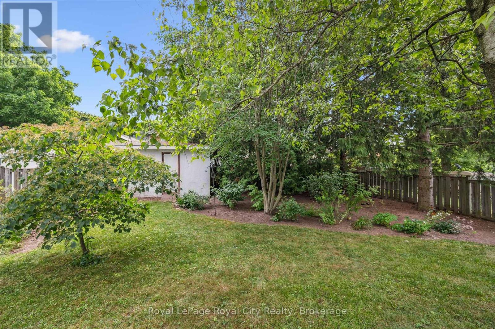 9 Dunhill Crescent, Guelph, Ontario  N1H 8A3 - Photo 36 - X12246901