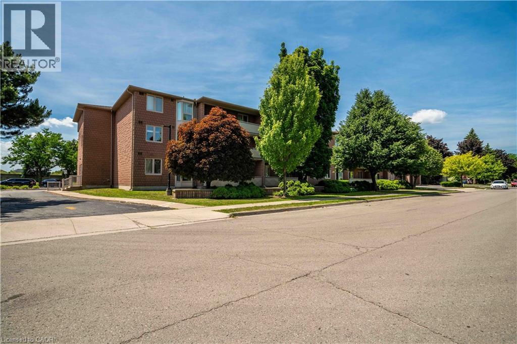 416 Limeridge Road E Unit# 216, Hamilton, Ontario  L9A 2S7 - Photo 6 - 40745457