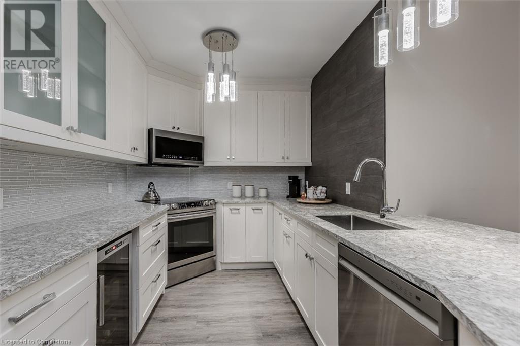 2075 Amherst Heights Drive Unit# 219, Burlington, Ontario  L7P 5B8 - Photo 6 - 40744916