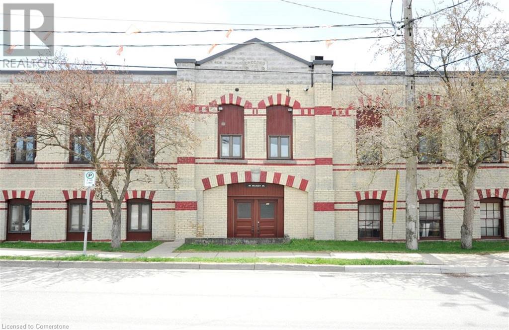45 STANLEY Street, Ayr, Ontario
