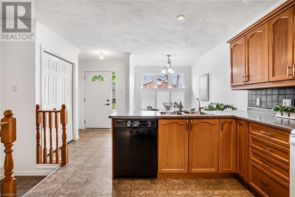 53 Herons Landing Unit# 10, Woodstock, Ontario  N4T 1V2 - Photo 10 - 40745478