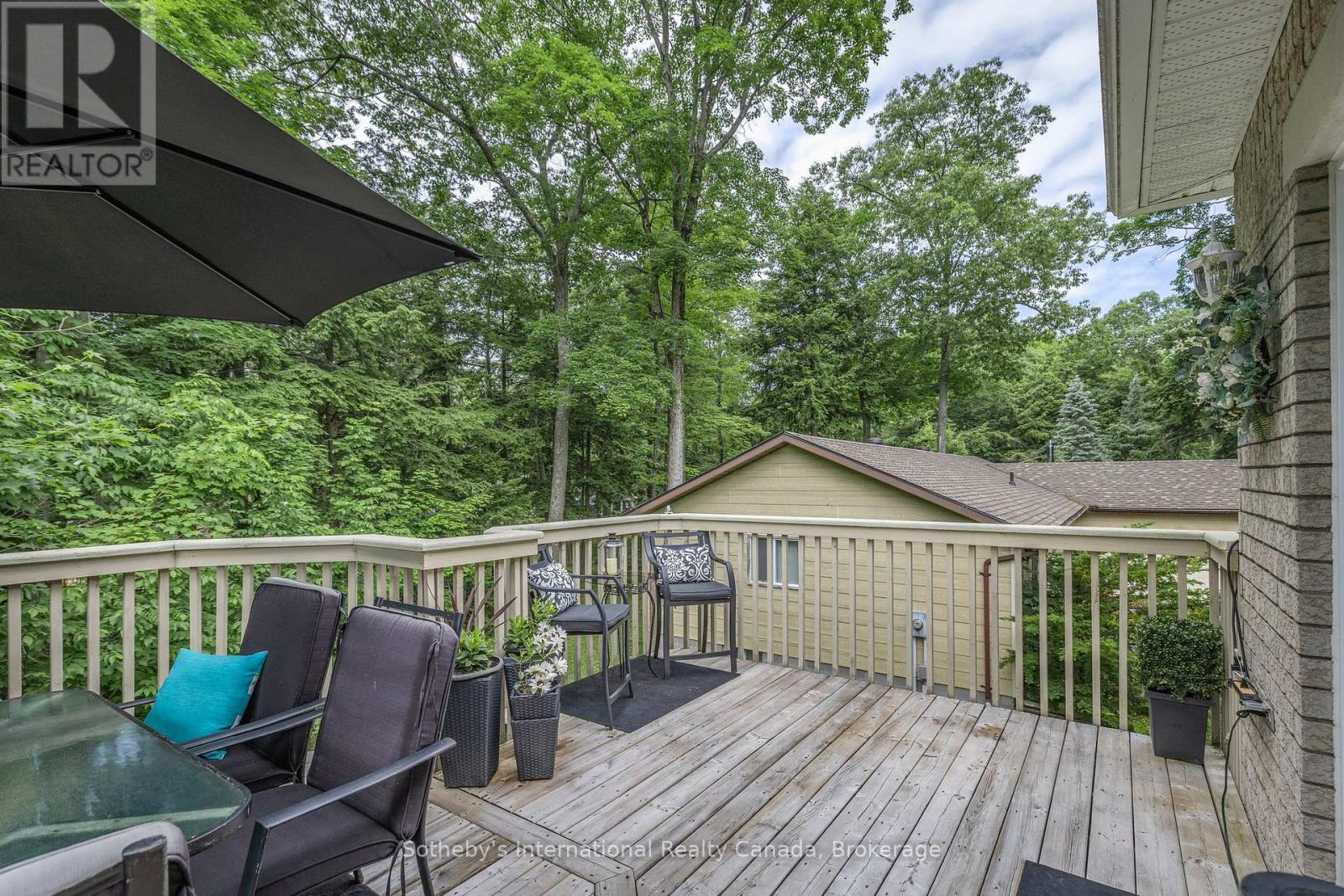 62 Oliver Drive, Tiny, Ontario  L0L 2J0 - Photo 15 - S12247363