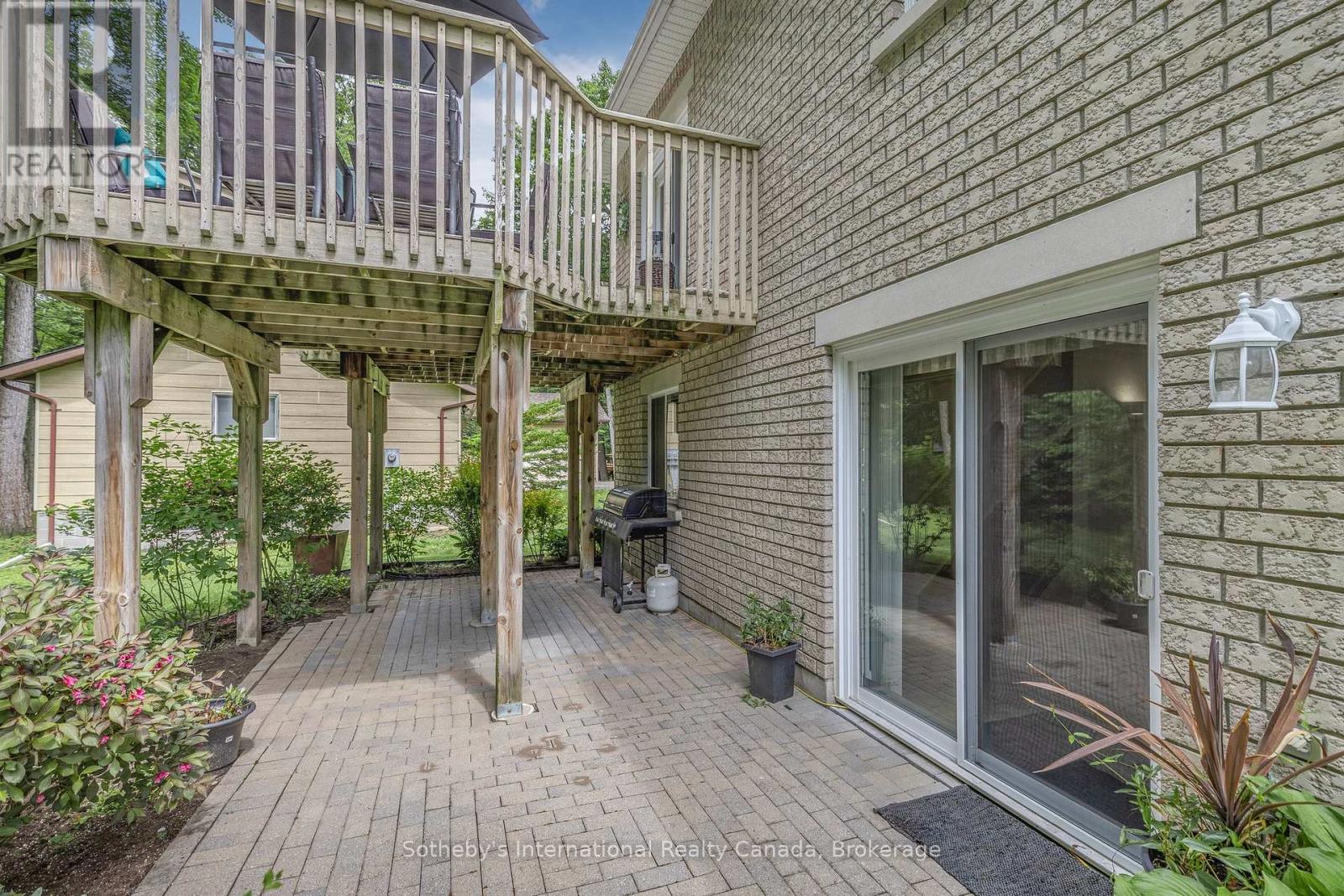 62 Oliver Drive, Tiny, Ontario  L0L 2J0 - Photo 35 - S12247363