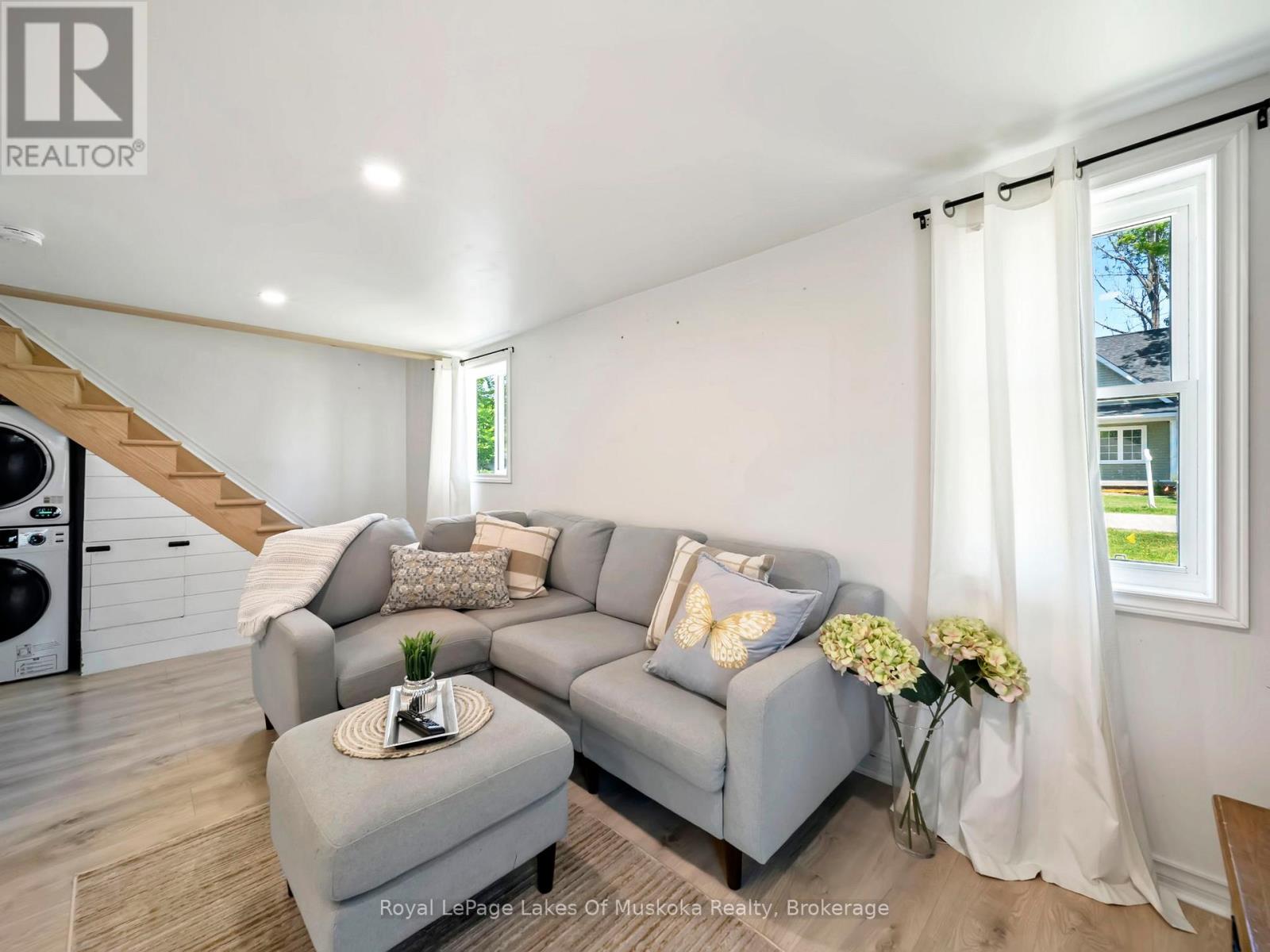 620 Second Avenue, Tay, Ontario  L0K 1R0 - Photo 12 - S12247418