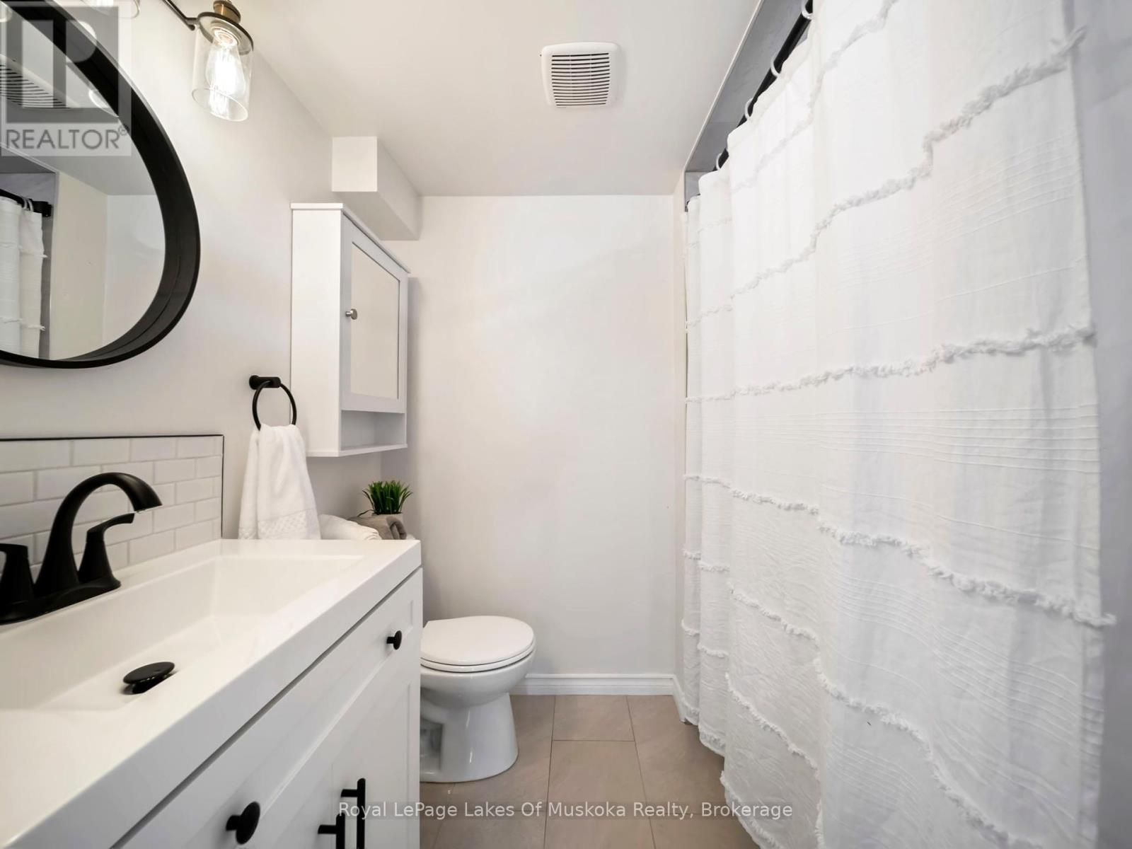 620 Second Avenue, Tay, Ontario  L0K 1R0 - Photo 16 - S12247418