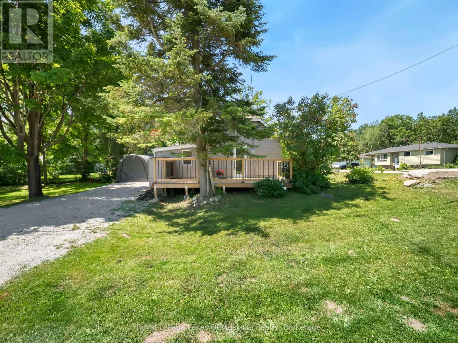 620 Second Avenue, Tay, Ontario  L0K 1R0 - Photo 2 - S12247418