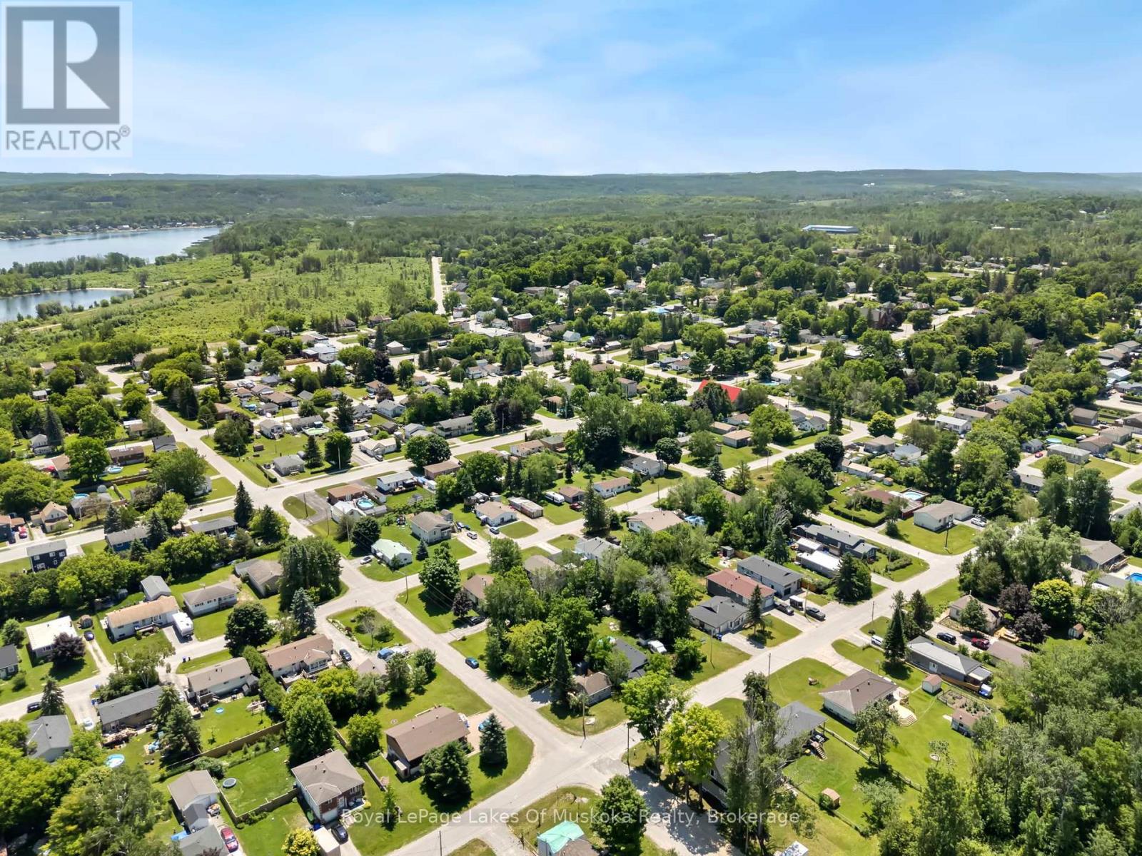 620 Second Avenue, Tay, Ontario  L0K 1R0 - Photo 31 - S12247418