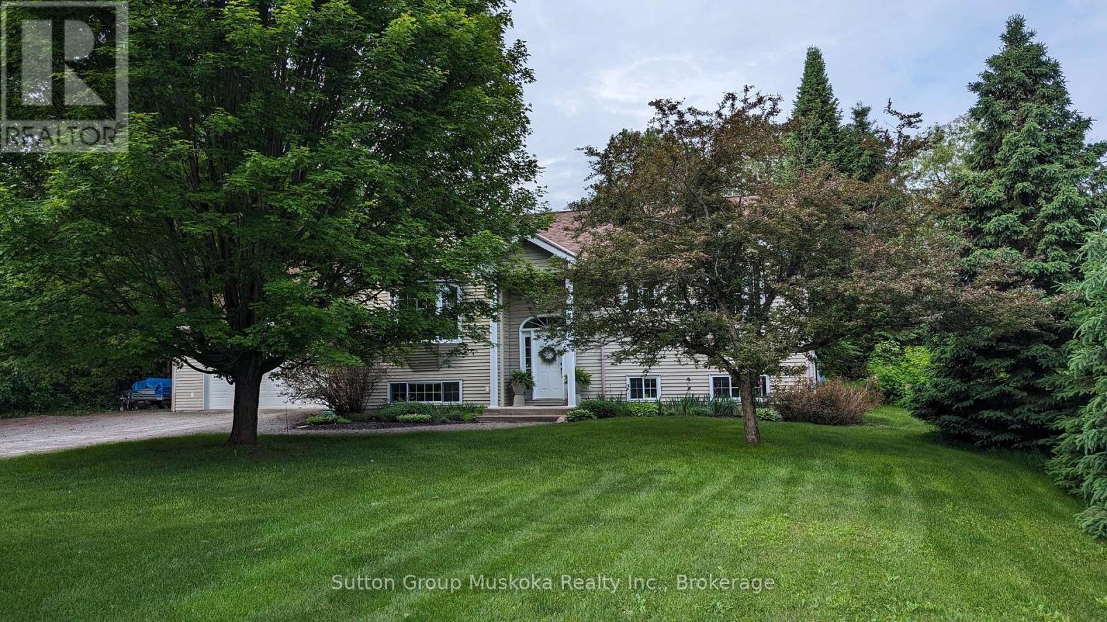 357 RAVENSCLIFFE ROAD, Huntsville, Ontario