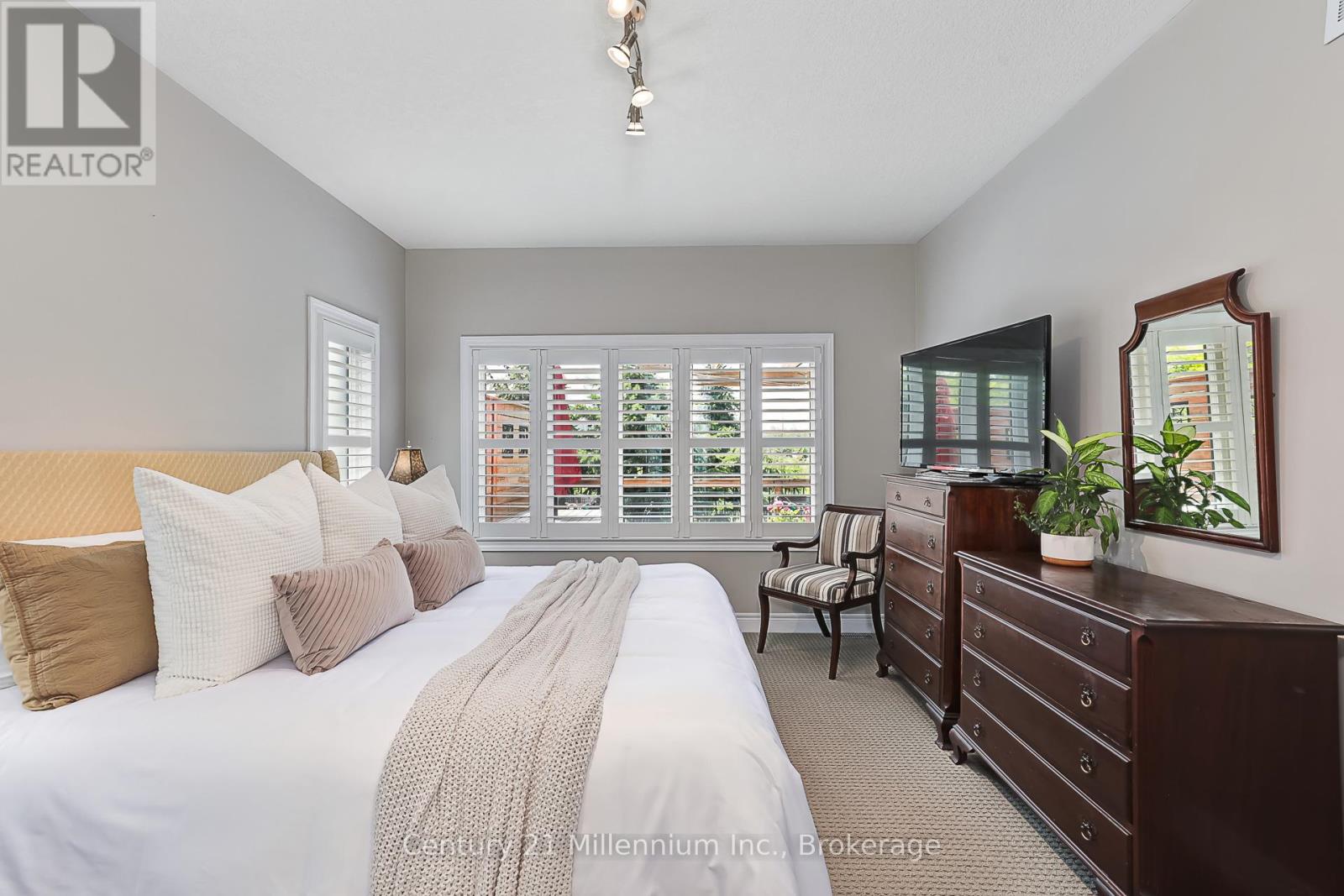 19 Hughes Street, Collingwood, Ontario  L9Y 0W7 - Photo 25 - S12247629