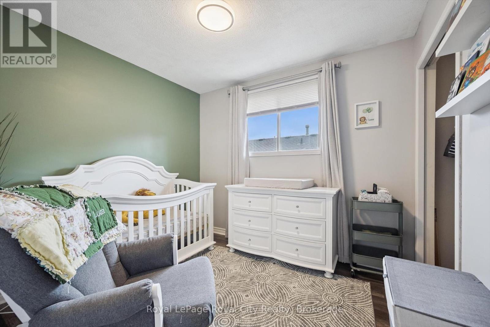 187 The Country Way, Kitchener, Ontario  N2E 2T5 - Photo 18 - X12247652
