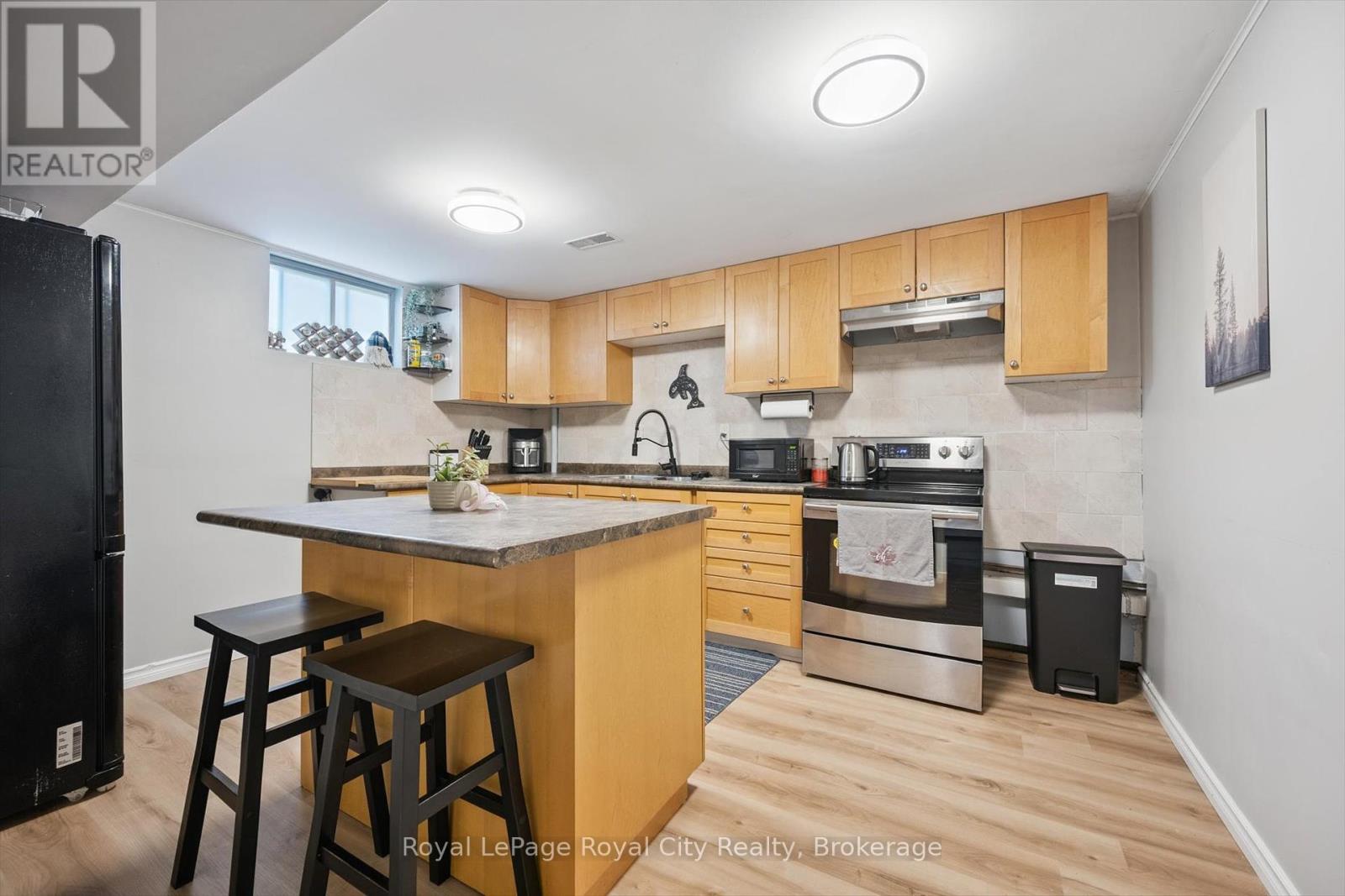 187 The Country Way, Kitchener, Ontario  N2E 2T5 - Photo 27 - X12247652